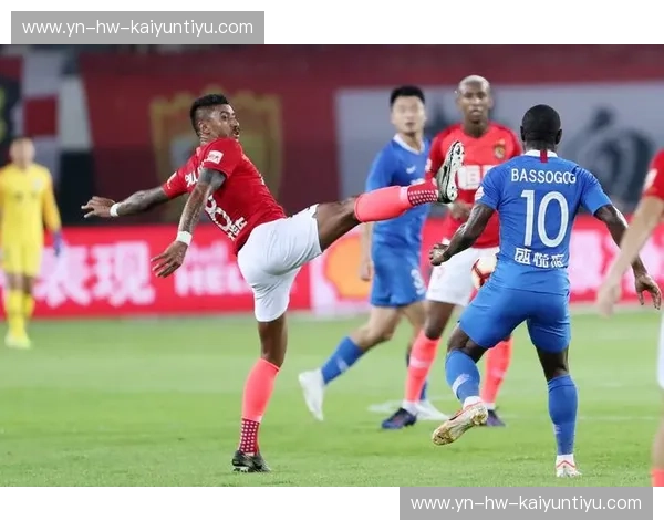 巅峰对决，不灭荣光：重温恒大vs上港那些令心脏停跳的燃情时刻